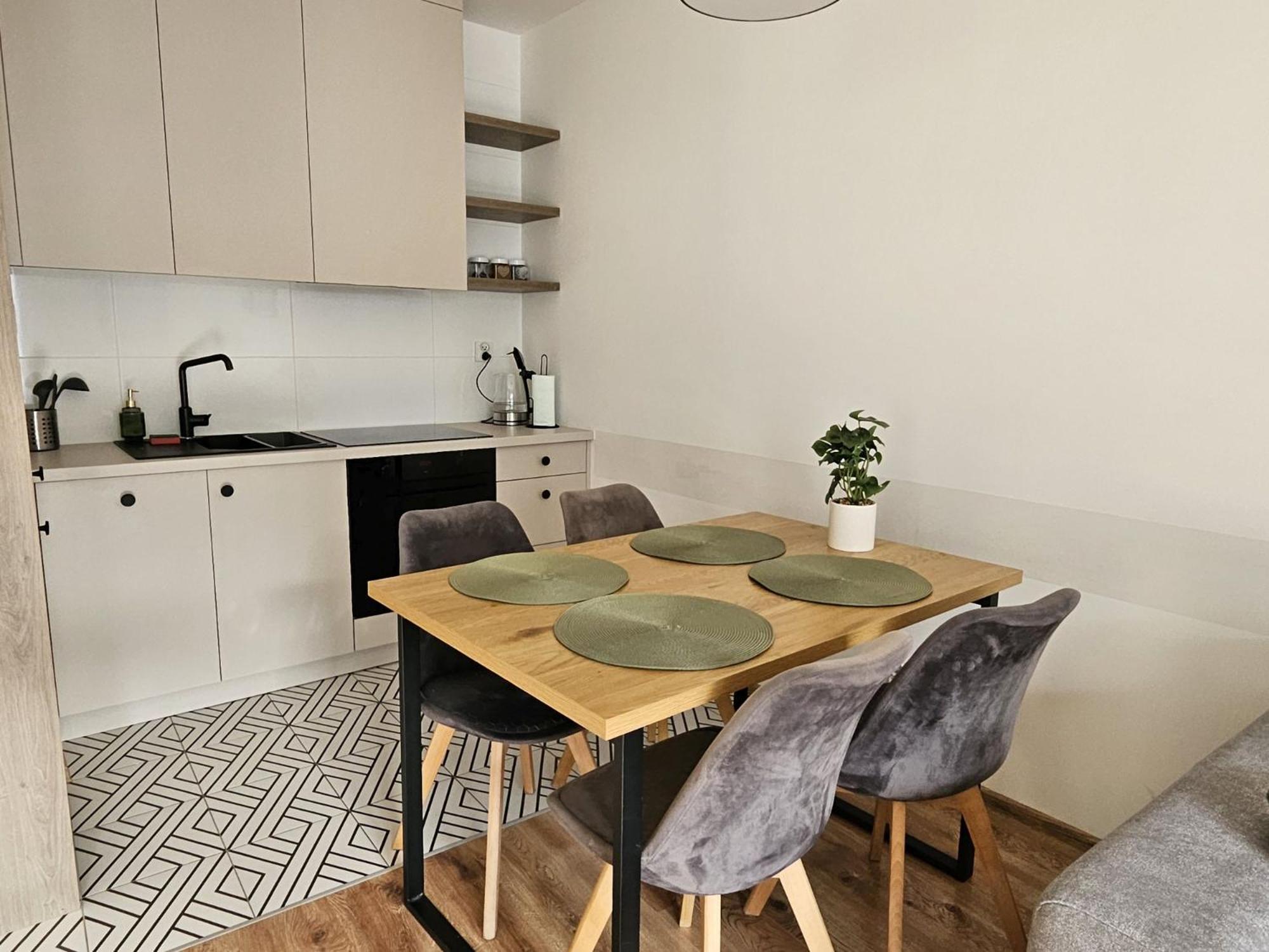 Urban Jungle Apartament Wenus Białystok Exterior foto